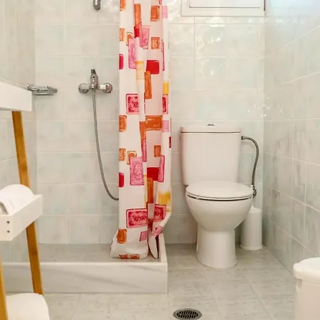 Villa Mitzelos Moni Evaggelistrias